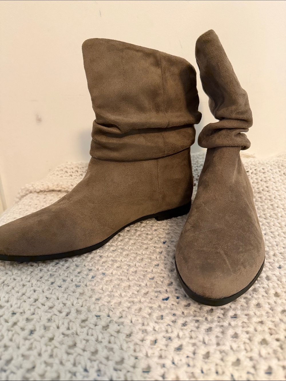 UNIONBAY Women's Taupe Slouch Ankle Boots - Stylish Everyday Comfort size 9.5